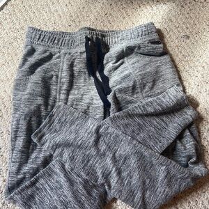 Women’s size medium Nicole Miller gray and black joggers  T21